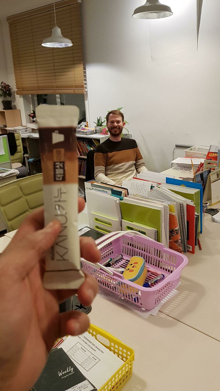 This Instant Coffee Pack Matches My Coworker's Sweater