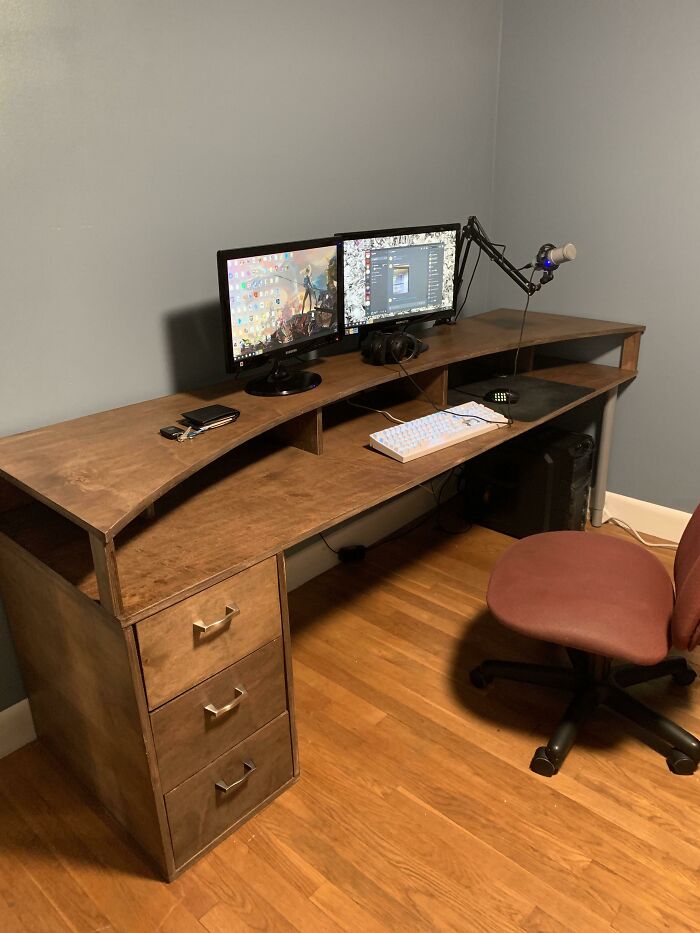 I’m Only 16 But I Built A Hardwood Desk Out Of 2 Sheets Of 4x8 Maple Plywood.
