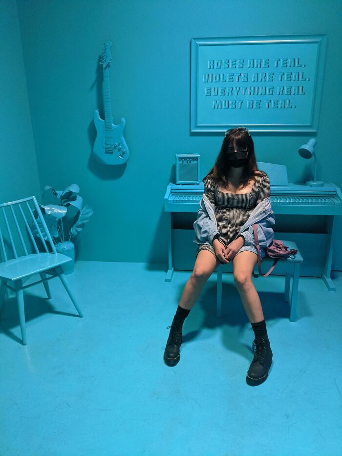 The Most Teal I’ll Ever See In One Room