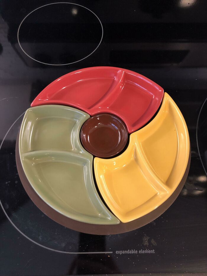 Old Serving Dish Looks Like The Google Chrome Icon.