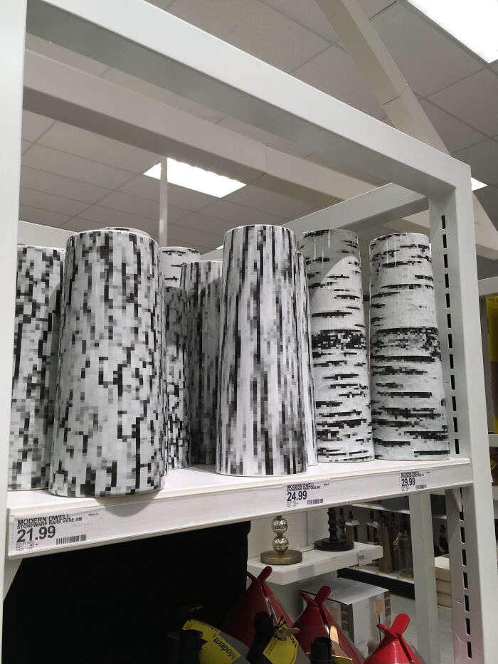 These Vases Look Like They Haven't Rendered In Yet