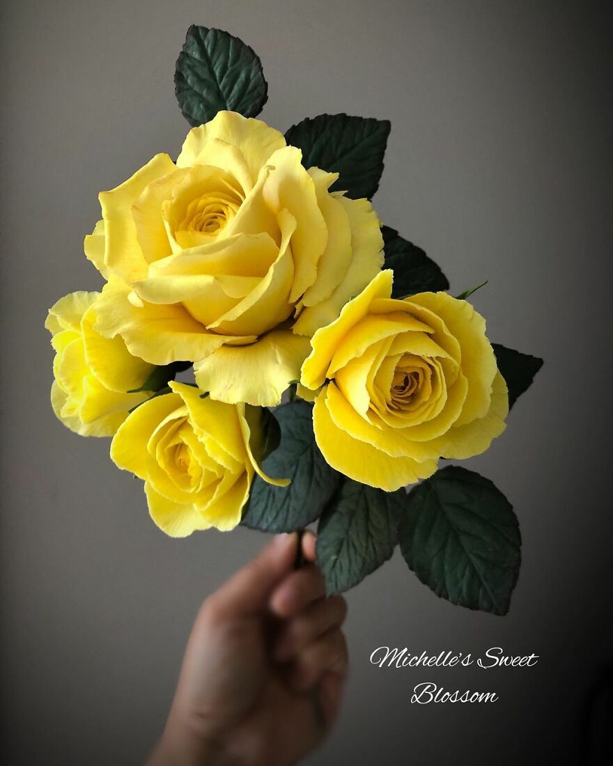 Artist Makes Amazing Realistic Sugar Flowers That Are Hard To Believe Are Not Real