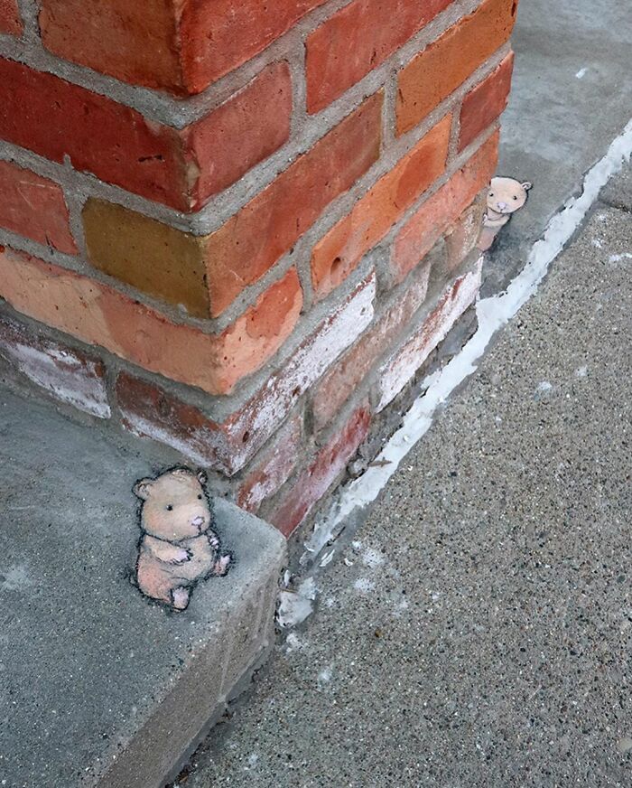 Artist Manages To Extract Life From The Streets And Walls In An Improvised And Joyful Way (New Pics)