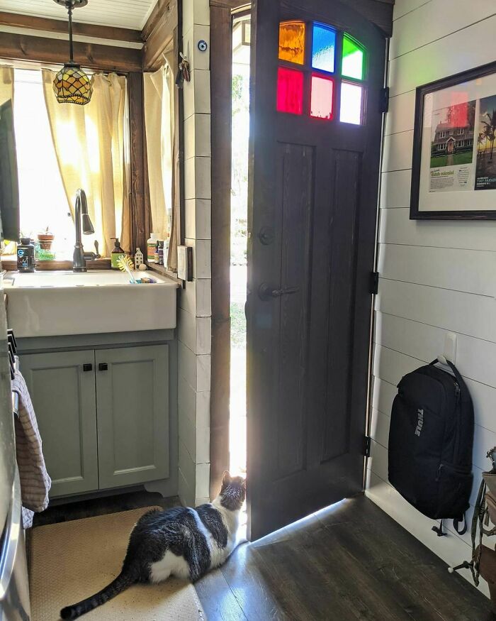 Man Lives On His Own Private Island In Florida And Here's How His Life Looks