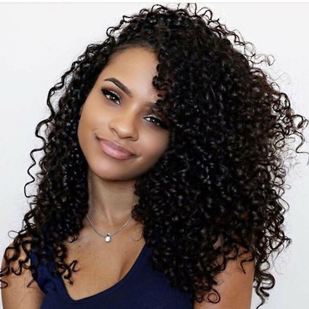 Black-Women-Medium-Lenght-Curly-Hairstyles-2018-2019-22-604febfdcbf09.jpg