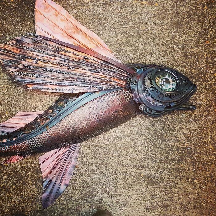 Artist Finds In The Trash His Inspiration For Making Amazing Sculptures