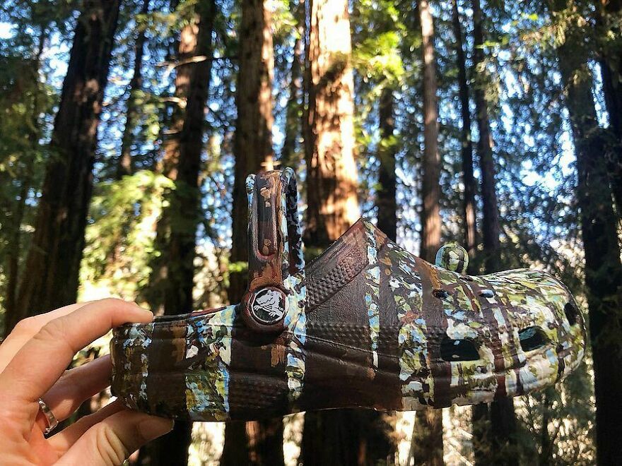 Naturalist Recycles Garbage From The National Park In Beautiful Landscape Paintings That Match The Landscape