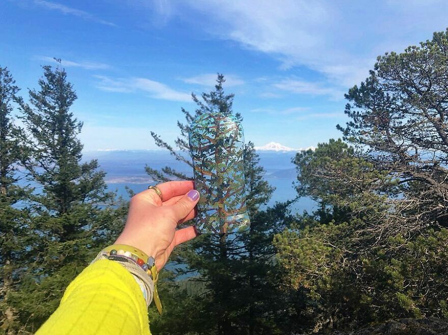 Naturalist Recycles Garbage From The National Park In Beautiful Landscape Paintings That Match The Landscape