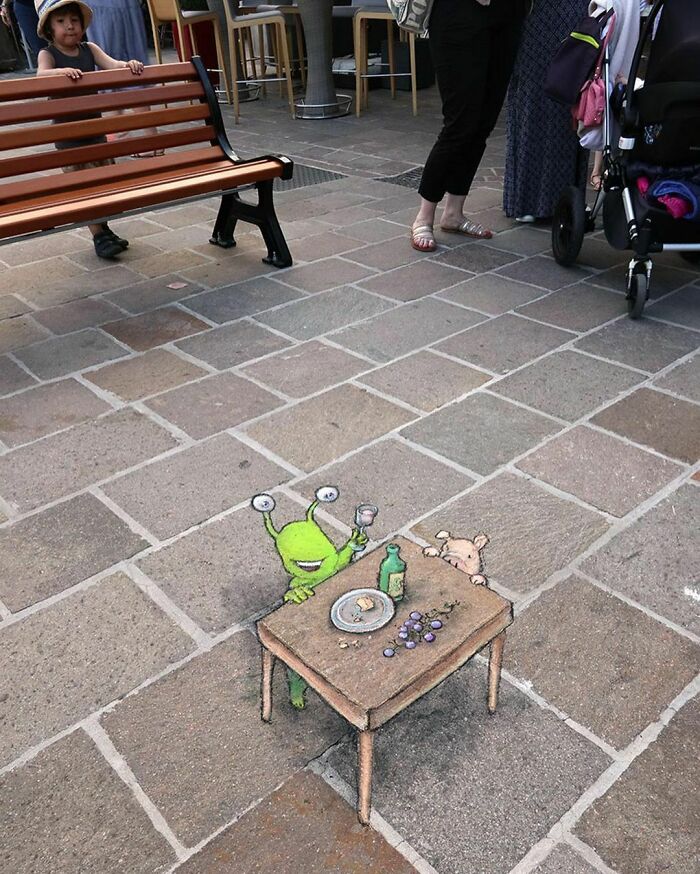 Artist Manages To Extract Life From The Streets And Walls In An Improvised And Joyful Way (New Pics)