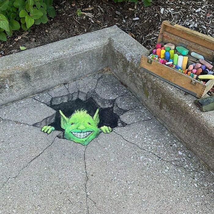 Artist Manages To Extract Life From The Streets And Walls In An Improvised And Joyful Way (New Pics)