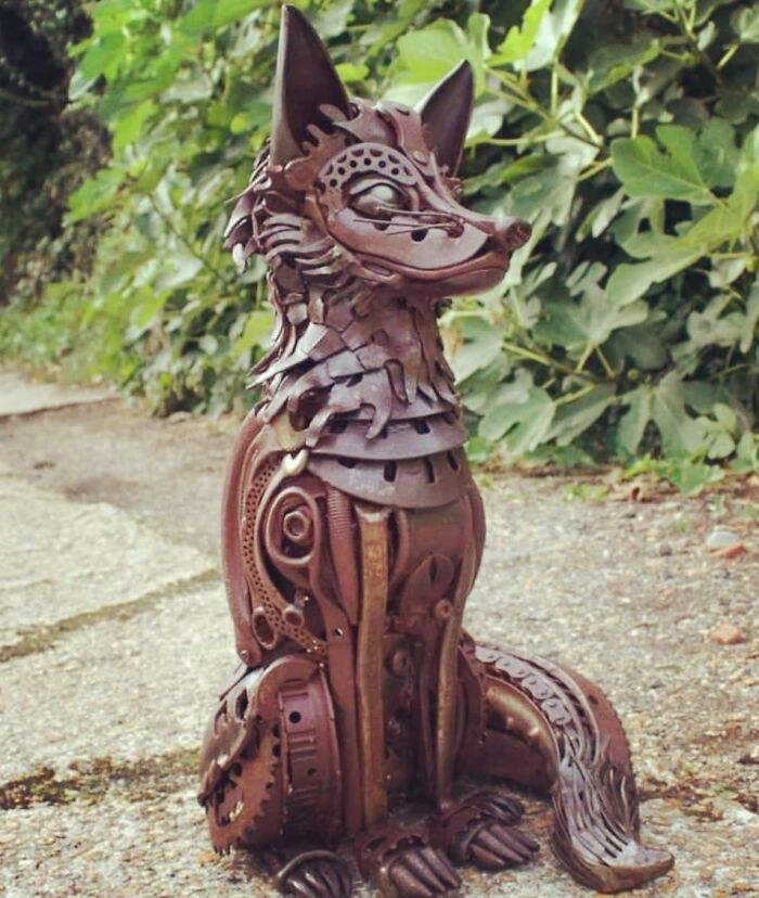 Artist Finds In The Trash His Inspiration For Making Amazing Sculptures