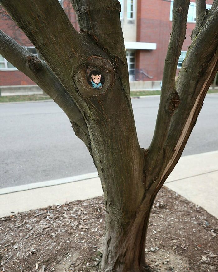 Artist Manages To Extract Life From The Streets And Walls In An Improvised And Joyful Way (New Pics)