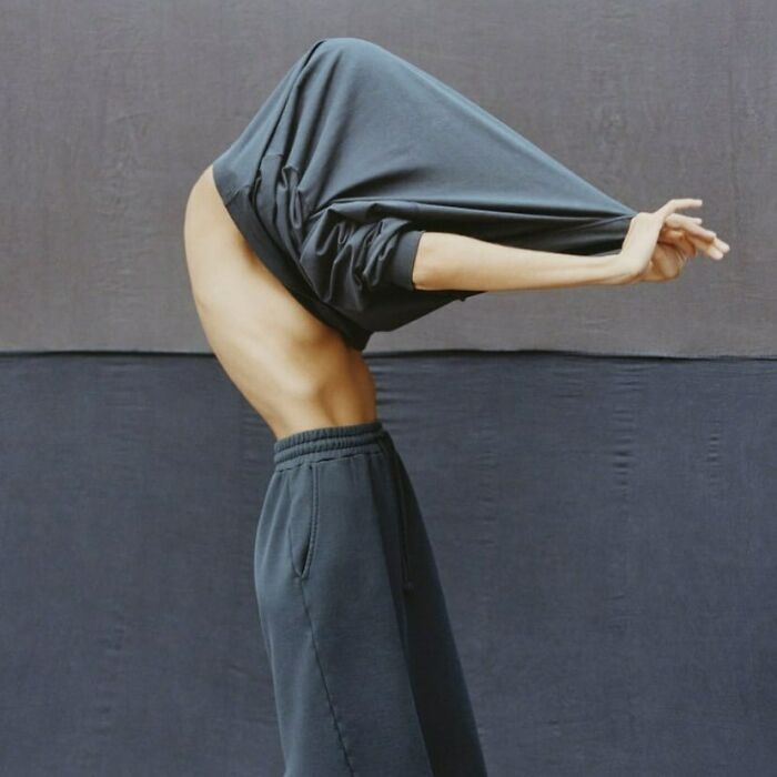 When You Try To Slink Seductively Out Of Your Jumper But Your Hair Gets Stuck In The Zip