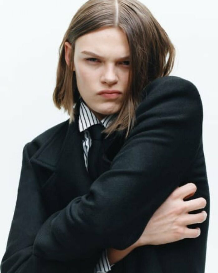 When You Sit Down To Christmas Dinner And Your Mum Has Only Made Three Pigs In Blankets Per Person