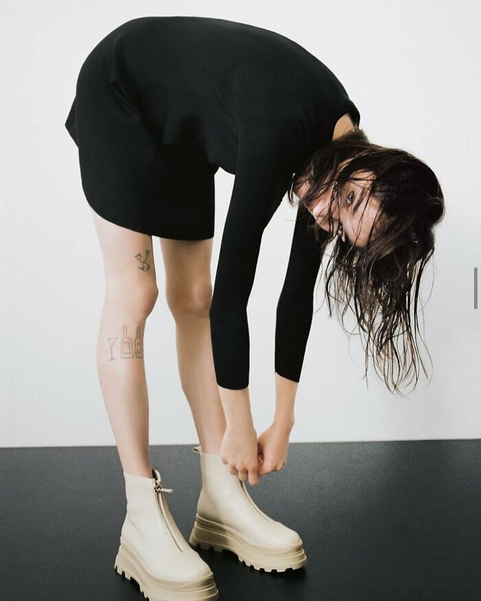 When You Thought Downing A Bottle Of Wine At Pre-Drinks Was A Smart Move But You Can’t Even Do Your Own Shoes Up When The Taxis Arrive 🥴