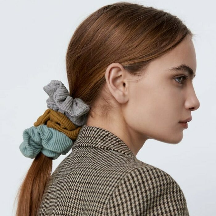 When You Need To Sneak A Tampon From Your Desk To The Toilet But Your Outfit Doesn’t Have Any Pockets