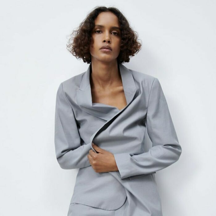 Hiding Your iPhone 6 With A Broken Screen On The Way Home After Convincing Yourself That You’re Going To Get Mugged