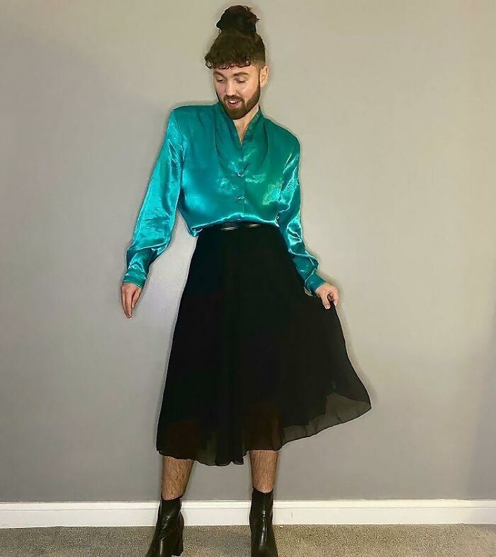 This Man Proves That Clothes Have No Gender By Wearing Skirts And Dresses This Man Proves That Clothes Have No Gender By Wearing Skirts And Dresses