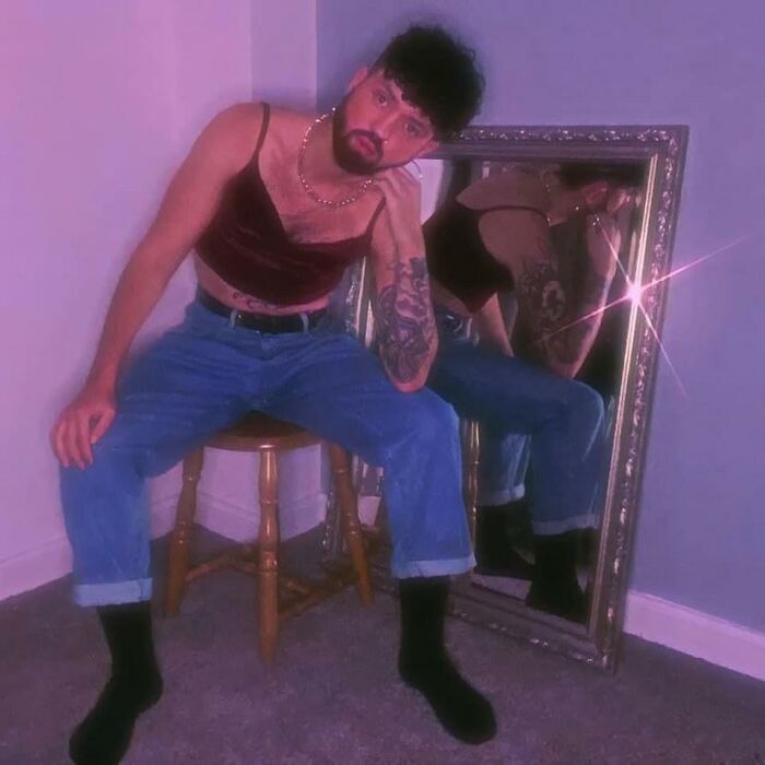 This Man Proves That Clothes Have No Gender By Wearing Skirts And Dresses