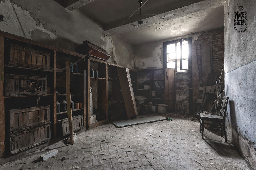 I Explored An Abandoned Crematorium And Found Human Remains I Explored An Abandoned Crematorium And Found Human Remains