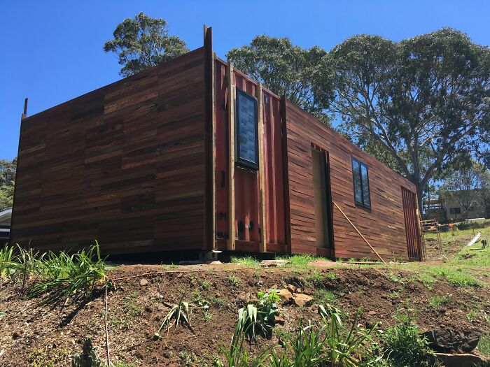 A Man Built His Dream House Using 4 Shipping Containers For $150,000 A Man Built His Dream House Using 4 Shipping Containers For $150,000