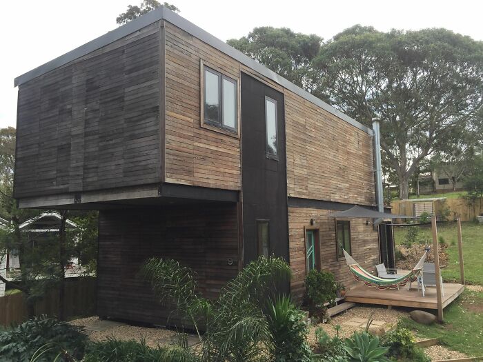 A Man Built His Dream House Using 4 Shipping Containers For $150,000