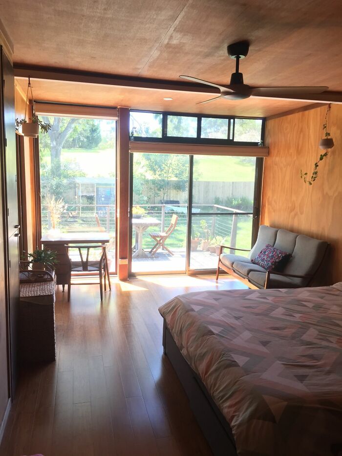 A Man Built His Dream House Using 4 Shipping Containers For $150,000