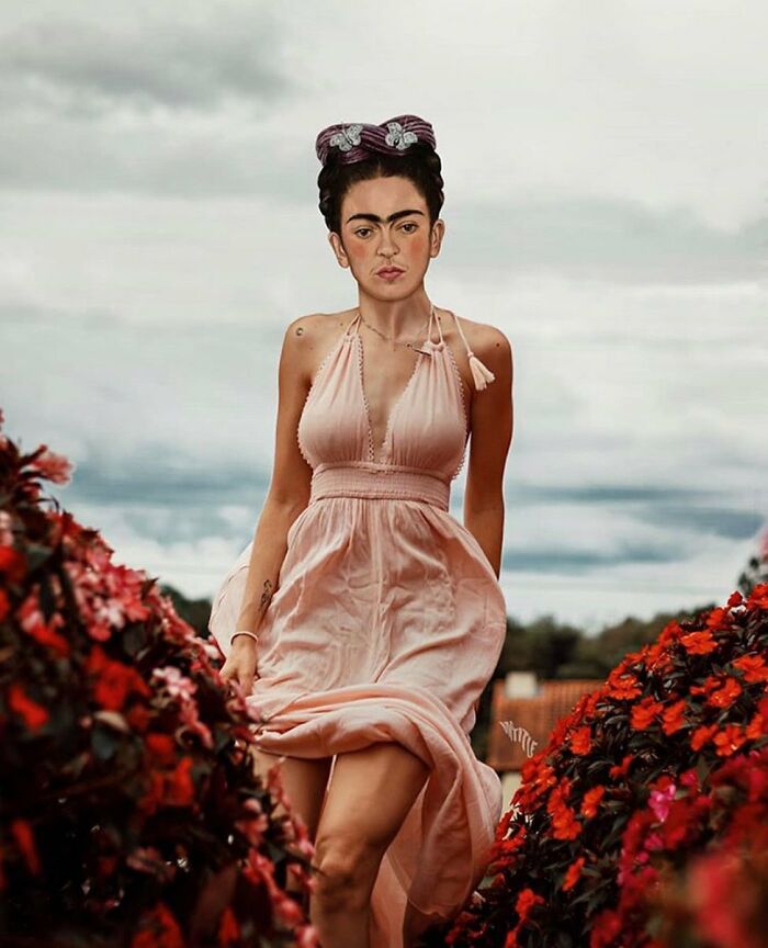 Mona Lisa, Frida Kahlo & Vincent Van Gogh : Nowadays, Outside The Frame