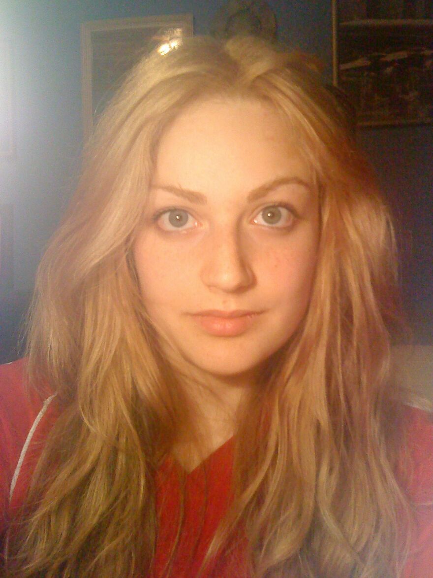 Woman Refuses To Shave Moustache Or Unibrow And Instead Embraces It Woman Refuses To Shave Moustache Or Unibrow And Instead Embraces It