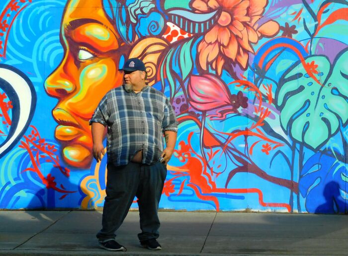 Strike A Pose (Downtown Ottawa, Ontario)