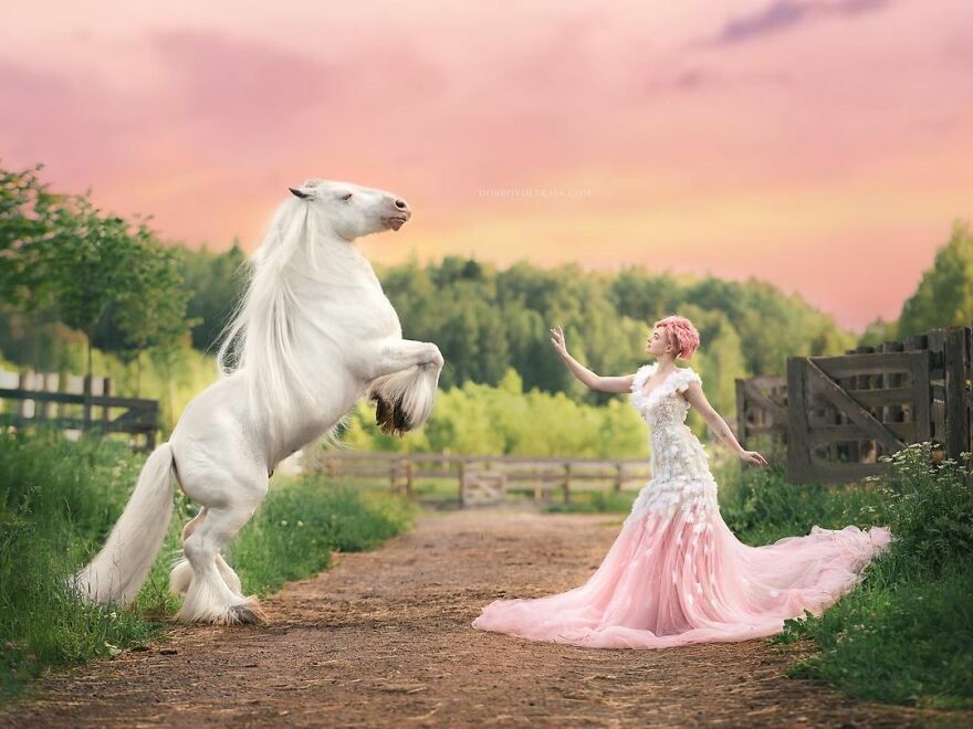 Photography-People-With-Animals-Anastasiya-Dobrovolskaya