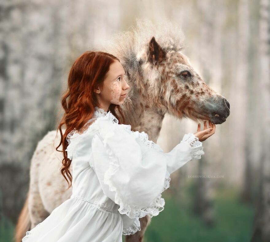 Photography-People-With-Animals-Anastasiya-Dobrovolskaya