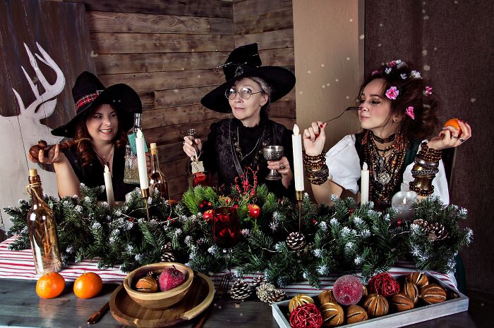 Russian Grandma Makes Amazing Cosplays With Materials Found In Flea Markets And Second Hand Stores