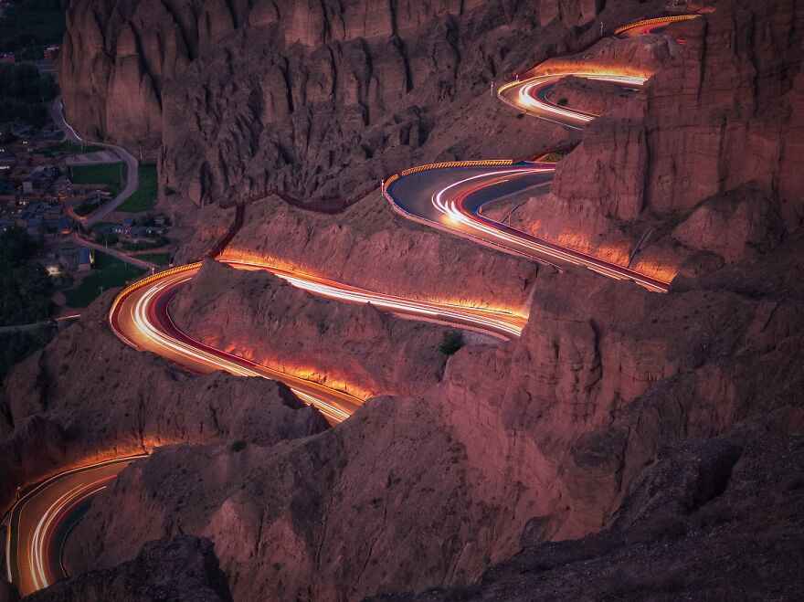 Transportation 1st Place: Untitled By Chen Ma