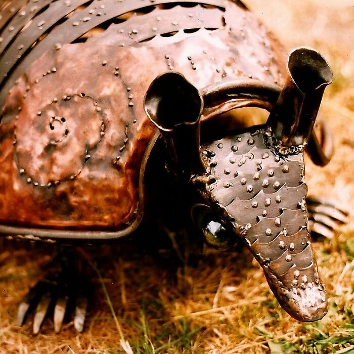 Artist Finds In The Trash His Inspiration For Making Amazing Sculptures