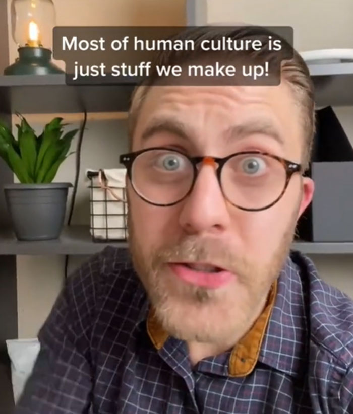 Guy Shares History Facts To Show How Fast And How Much Gender Norms Develop Because They're Totally Made Up Guy Shares History Facts To Show How Fast And How Much Gender Norms Develop Because They're Totally Made Up