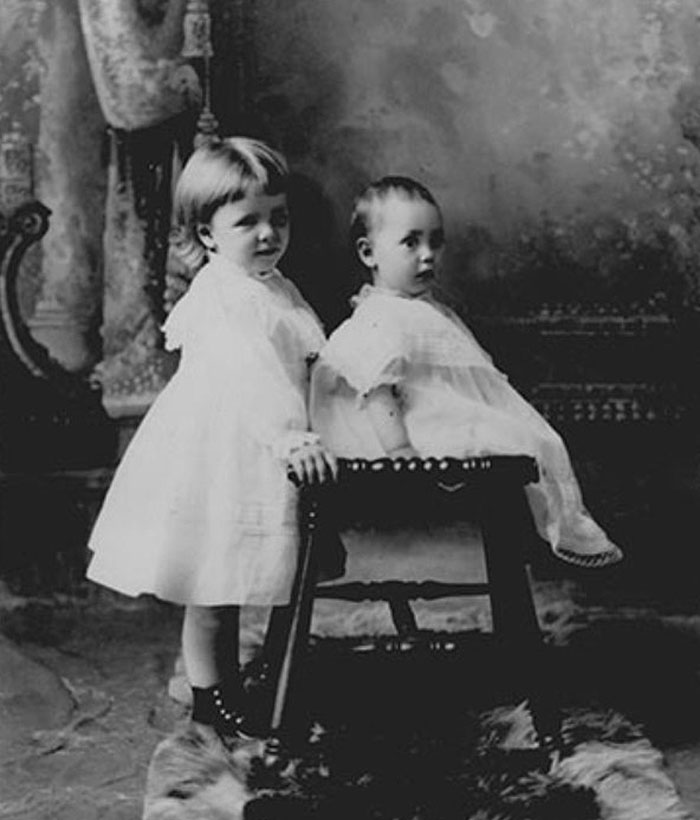 Guy Shares History Facts To Show How Fast And How Much Gender Norms Develop Because They're Totally Made Up Guy Shares History Facts To Show How Fast And How Much Gender Norms Develop Because They're Totally Made Up