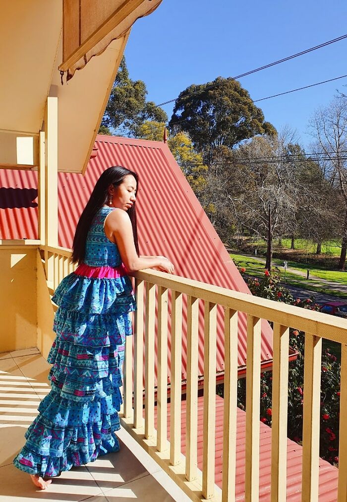 I Upcycled Old Duvet Cover, And Turn Them Into Fashionable Dresses