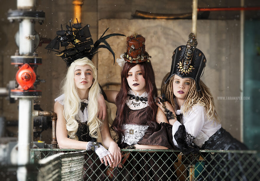 I Found An Old Warehouse In Cincinnati To Create Steampunk Pics (19 Pics)