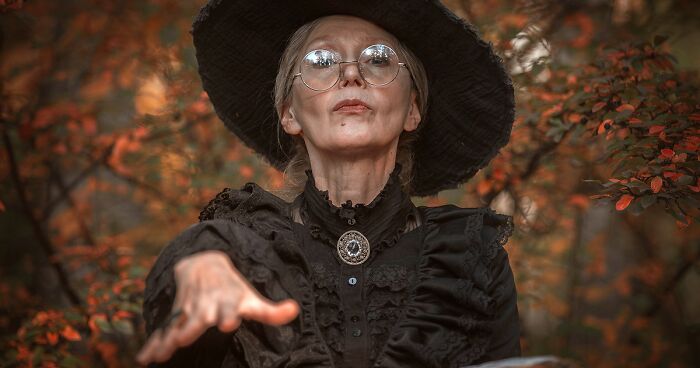 58-Year-Old Grandma Sews Costumes For Her Amazing Cosplays (30 Pics)