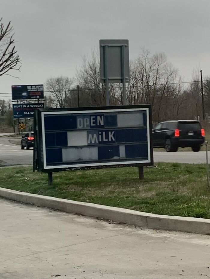 Fast-Food-Restaurant-Signs