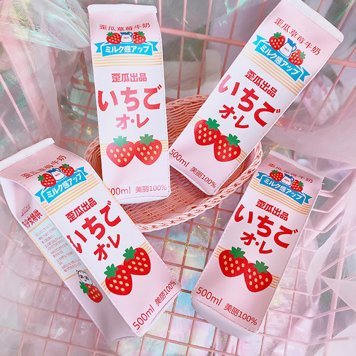 Strawberry Milk🌺🍓