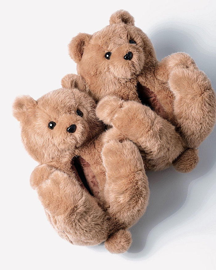 They Look Like They're Getting Cut Into