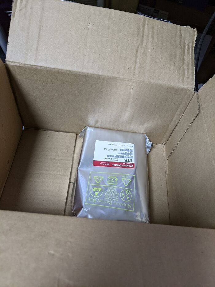 Jebus.. This Is How You Treat A Brand New Hdd From An Enterprise Level Distributor?!