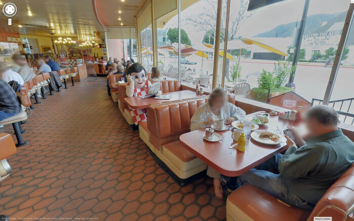 Google-Street-View-Funny-Pics-Jon-Rafman