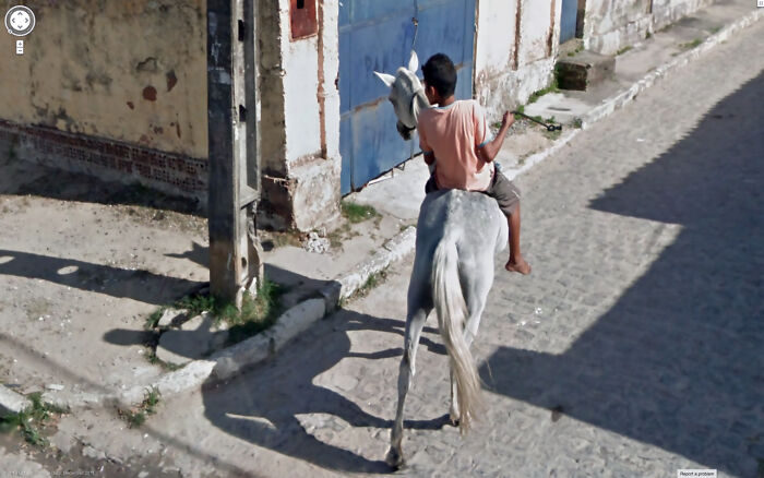 Google-Street-View-Funny-Pics-Jon-Rafman