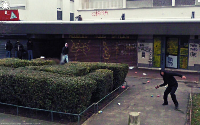 Google-Street-View-Funny-Pics-Jon-Rafman