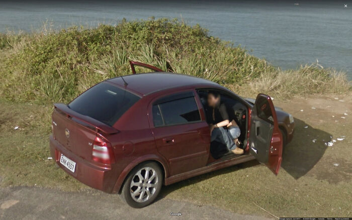 Google-Street-View-Funny-Pics-Jon-Rafman