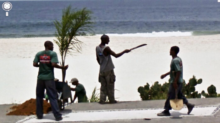 Google-Street-View-Funny-Pics-Jon-Rafman