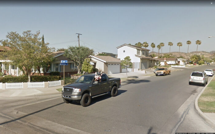 Google-Street-View-Funny-Pics-Jon-Rafman